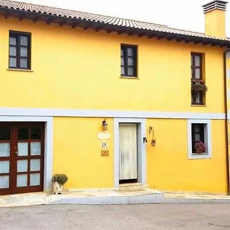Casa Rural Salguero De Abajo Country house